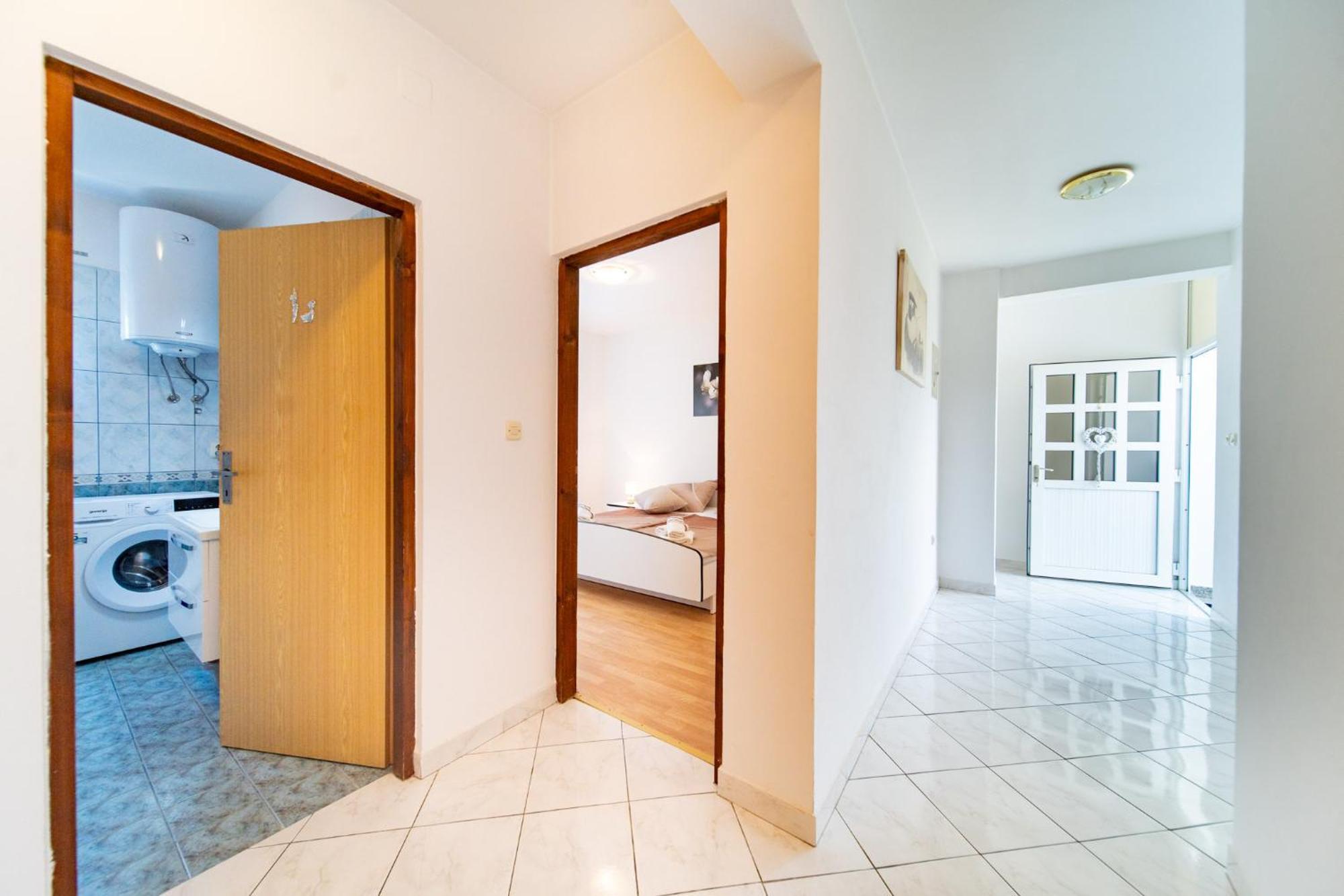 Apartments Lores Rab Town Extérieur photo